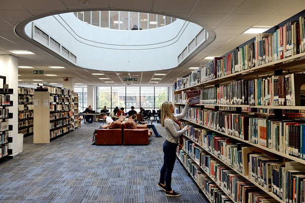 thư viện của trường Brunel University London